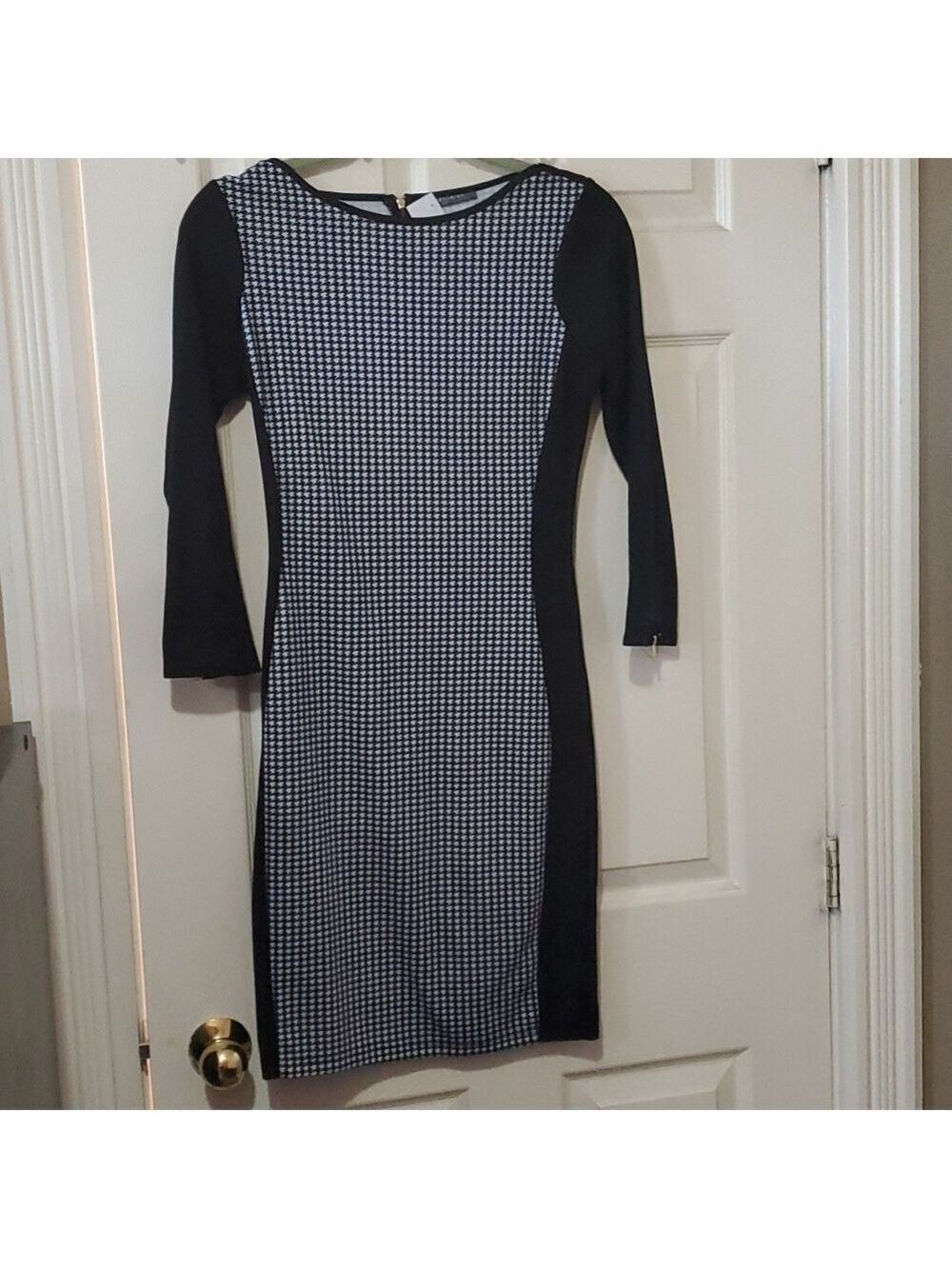 Suzy shier dress size small